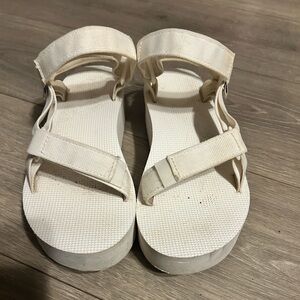 White platform tevas